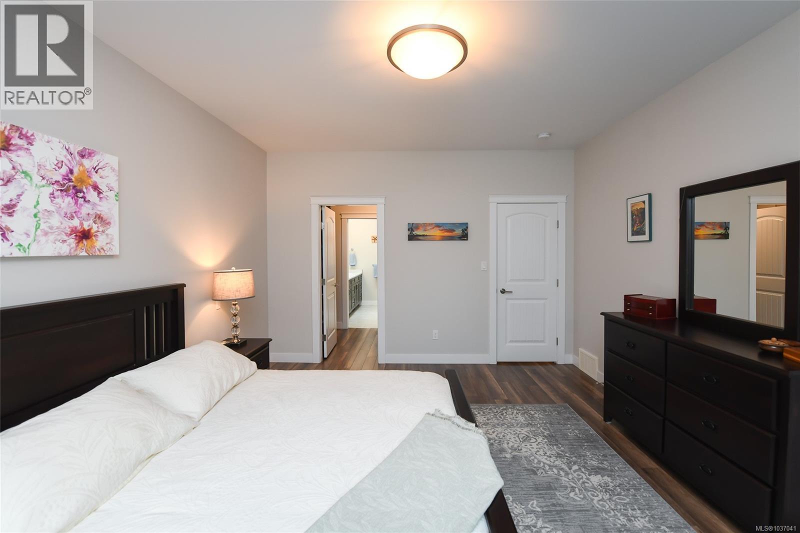 1135 Crown Isle Blvd - 31