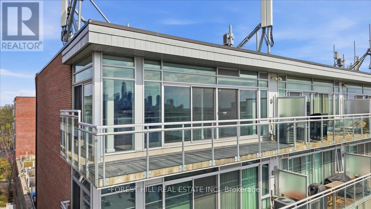 #804 233 CARLAW AVENUE - 45