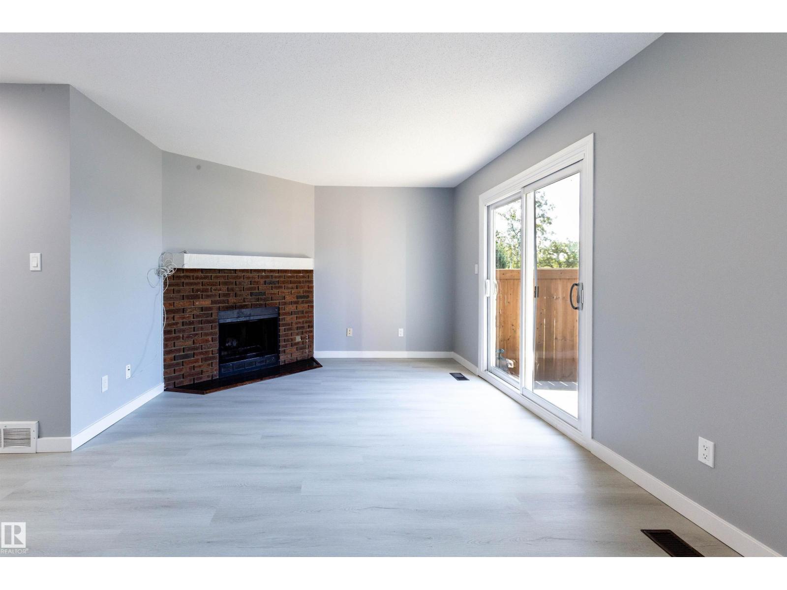 547 DUNLUCE RD NW, Edmonton