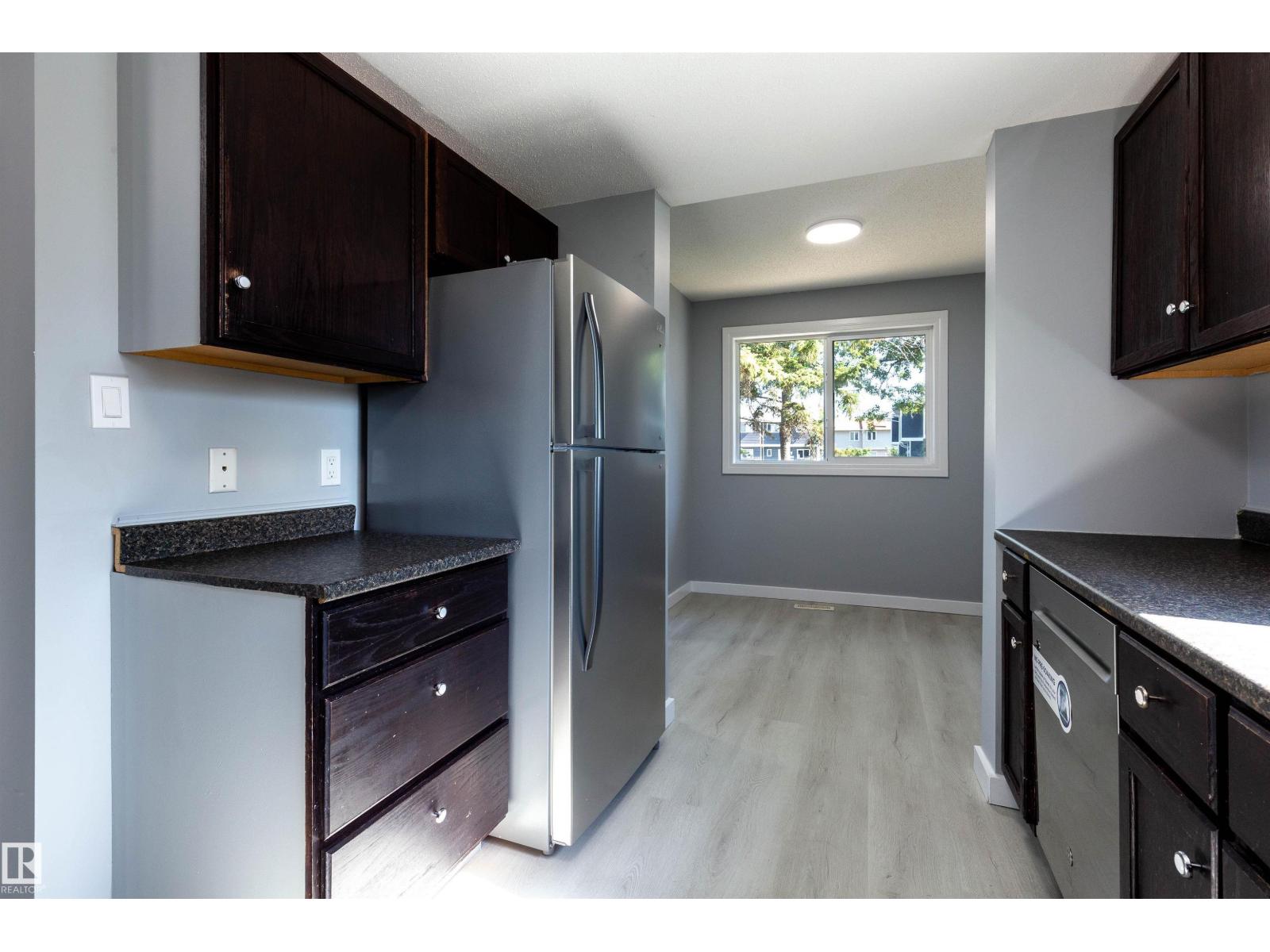 547 DUNLUCE RD NW, Edmonton
