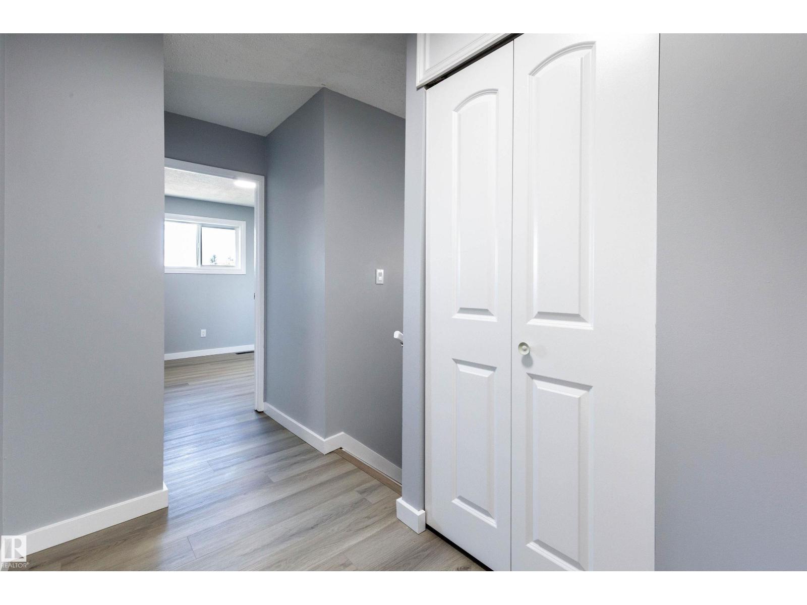 547 DUNLUCE RD NW, Edmonton