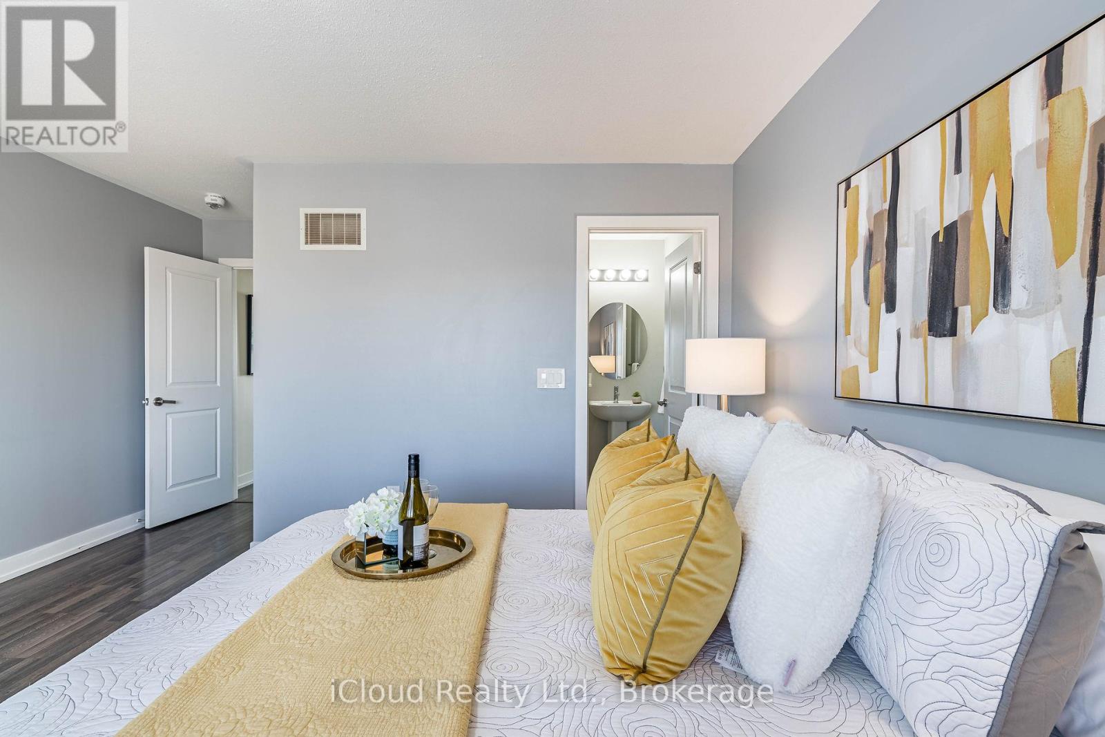 156 INSPIRE BOULEVARD - 35