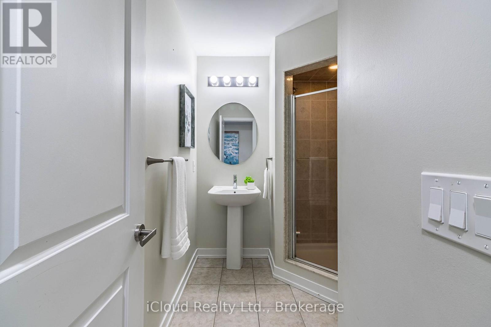 156 INSPIRE BOULEVARD - 9