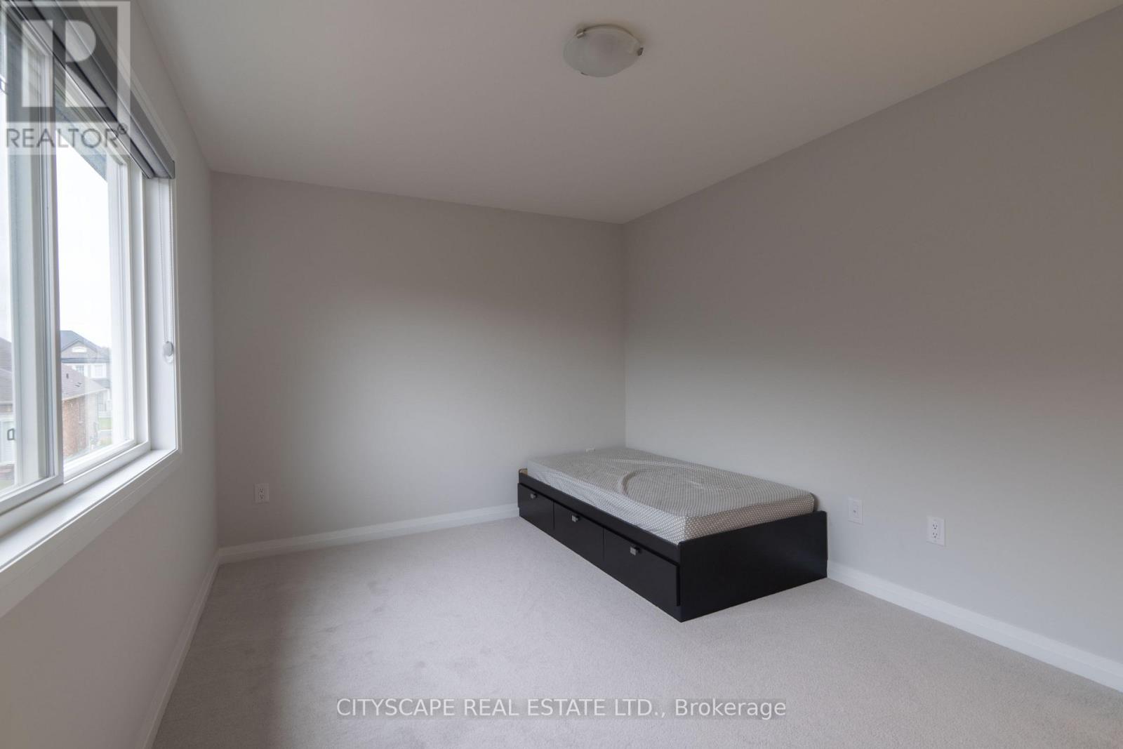 9259 WHITE OAK AVENUE - 16