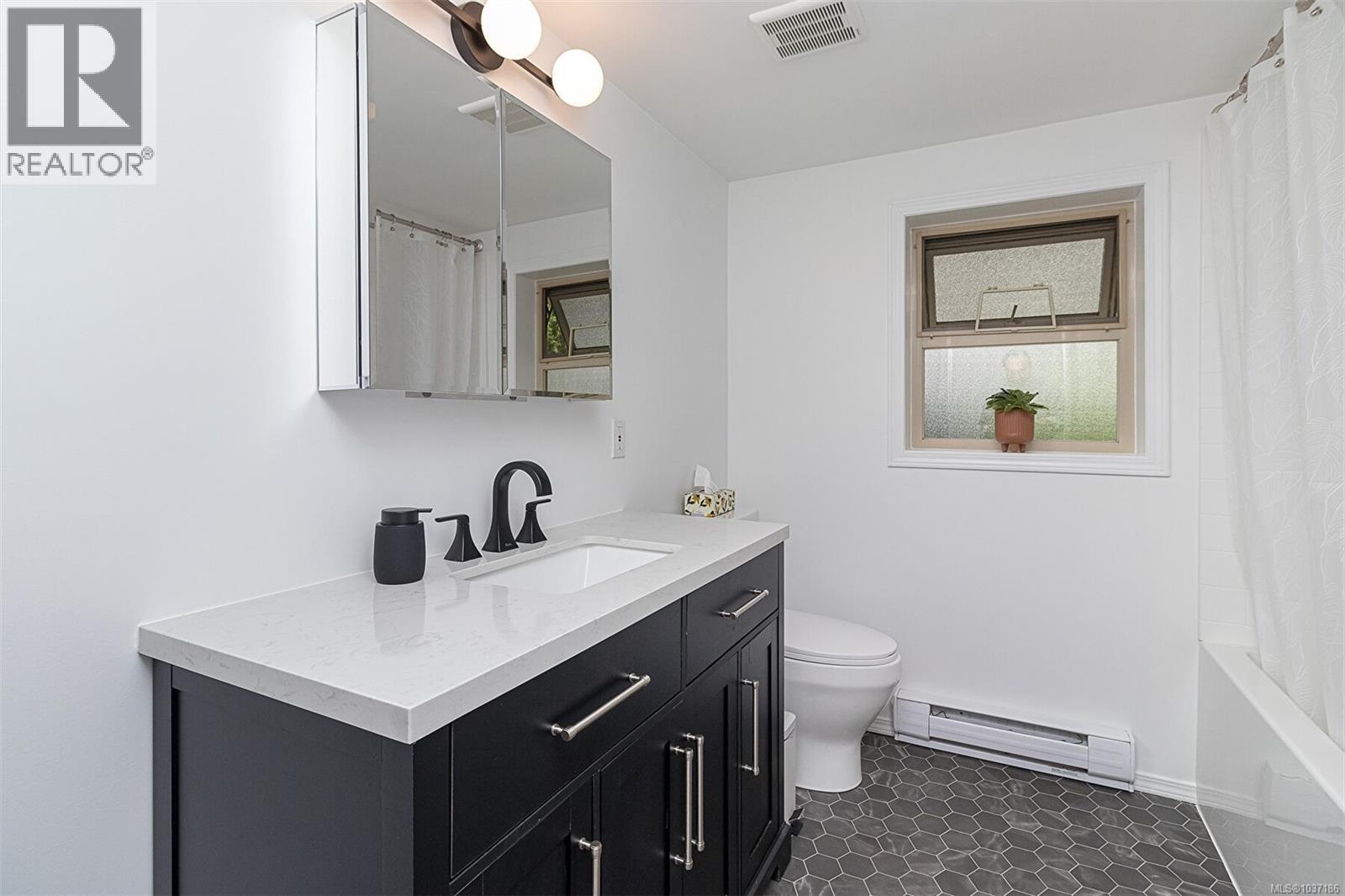 3352 Ridgeview Cres - 21