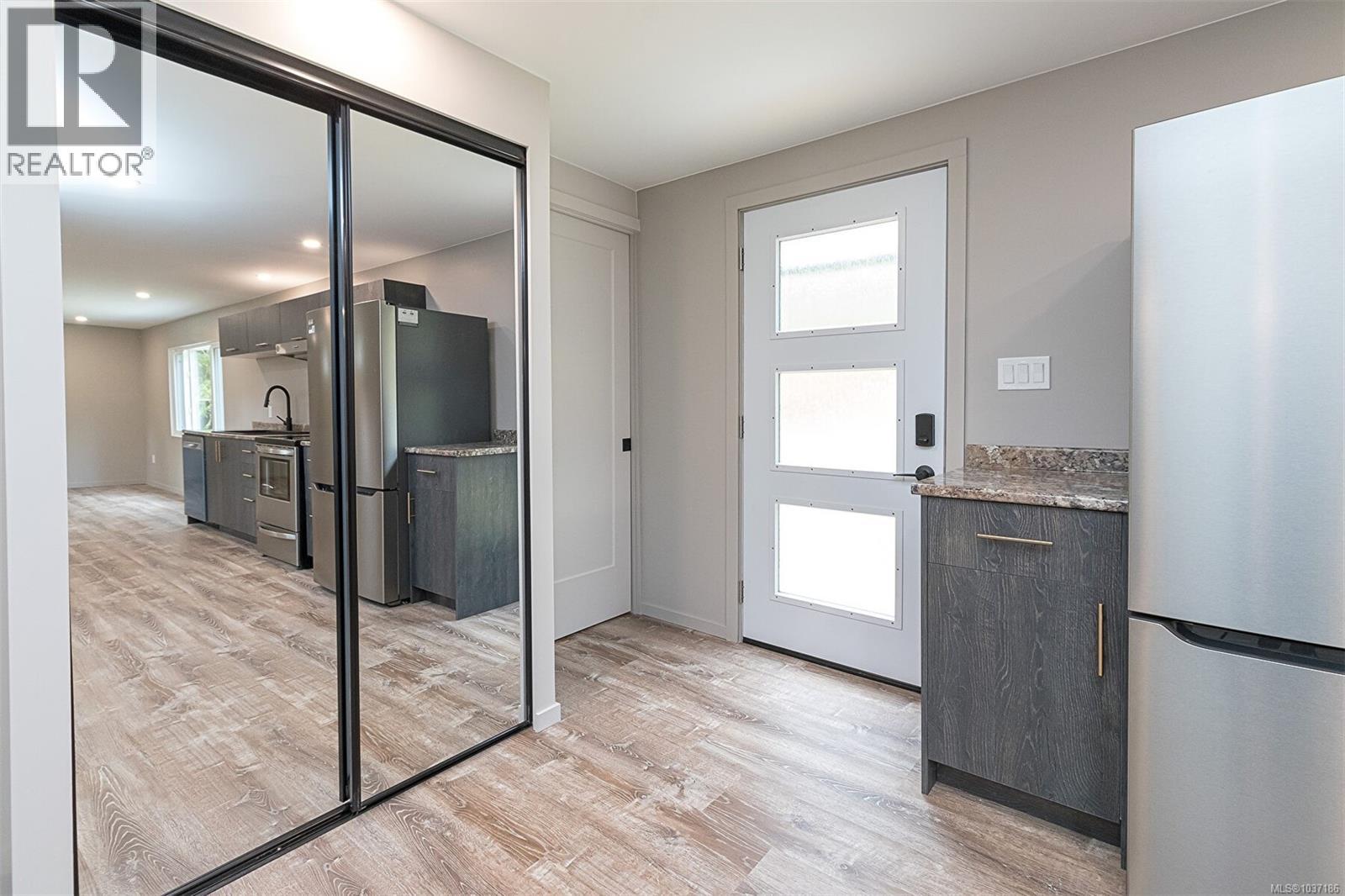 3352 Ridgeview Cres - 33