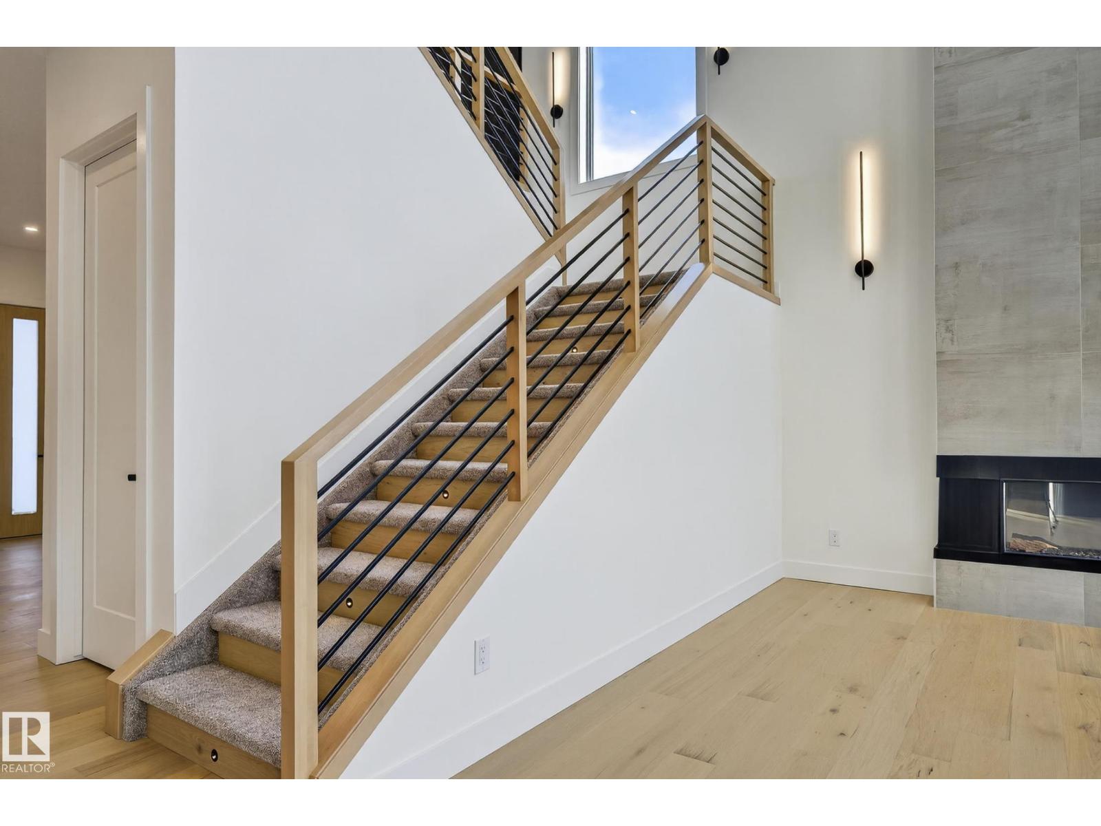 5820 110 ST NW, Edmonton
