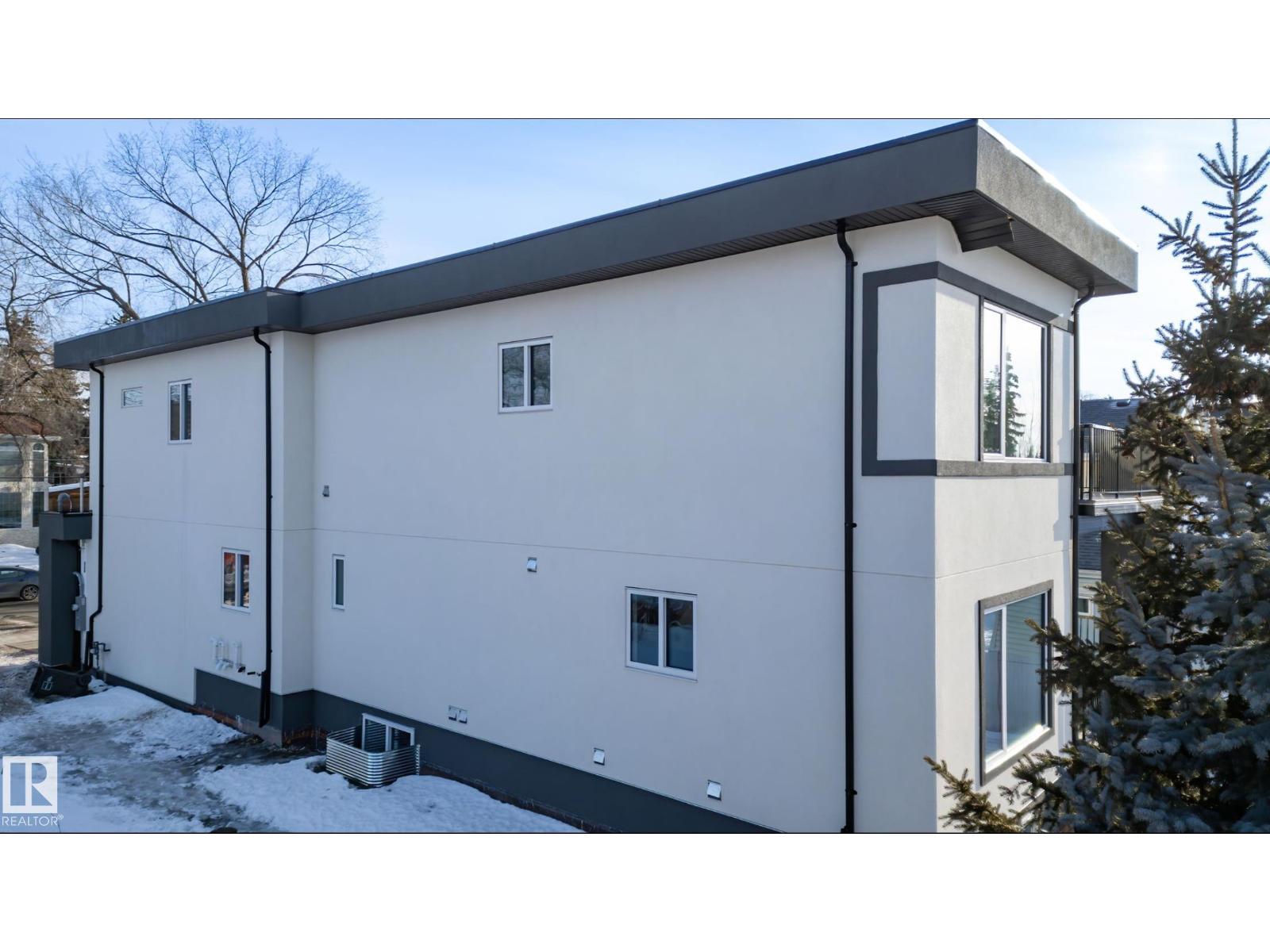 5820 110 ST NW, Edmonton