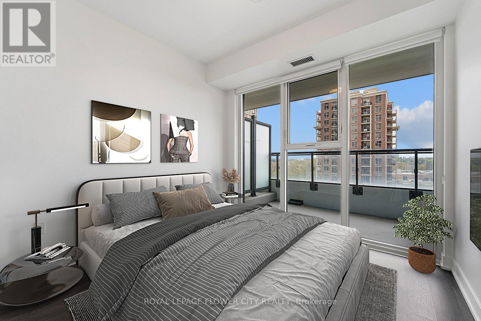 #938 20 INN ON THE PARK DRIVE - 15