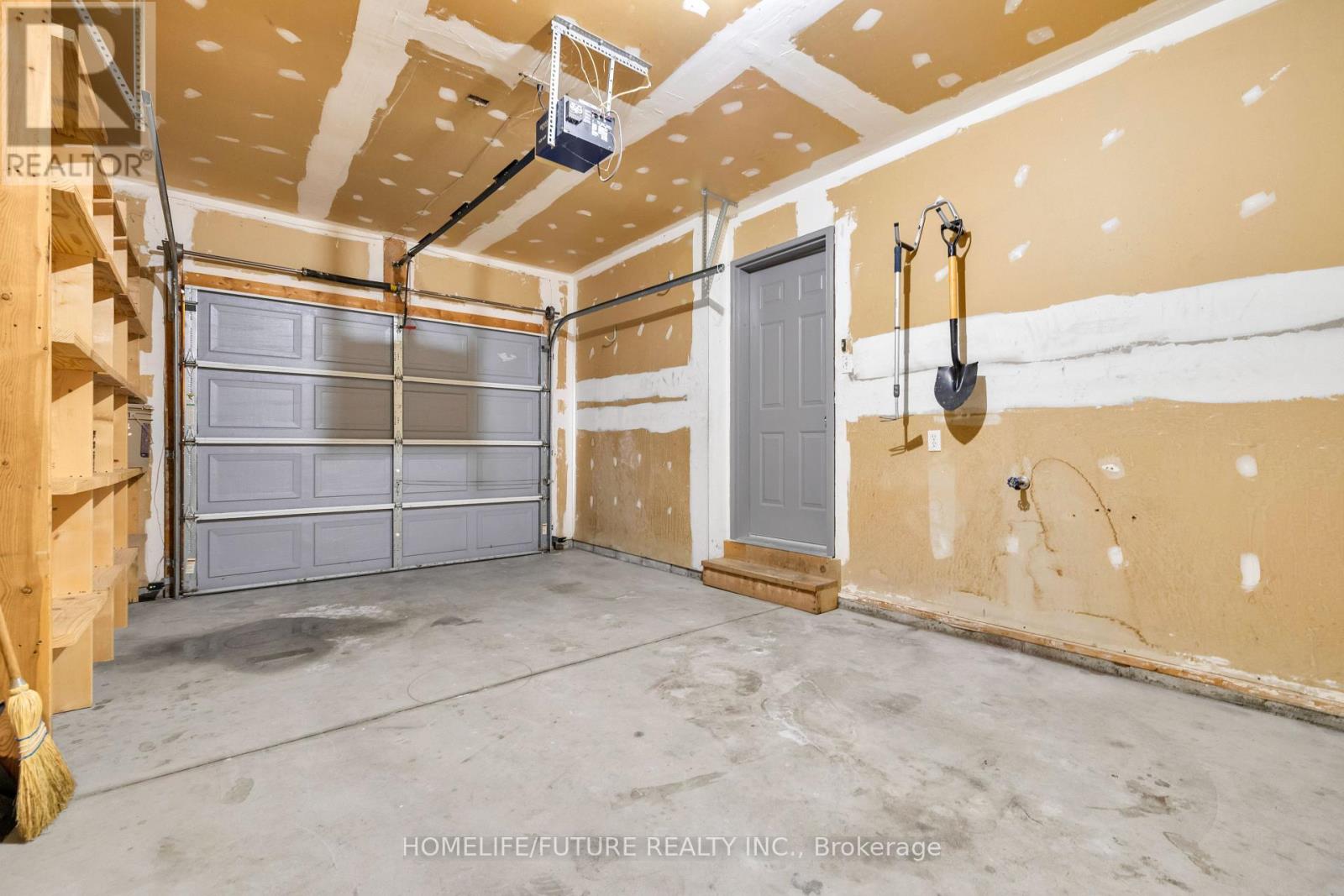 3306 CONSERVATION DRIVE - 31