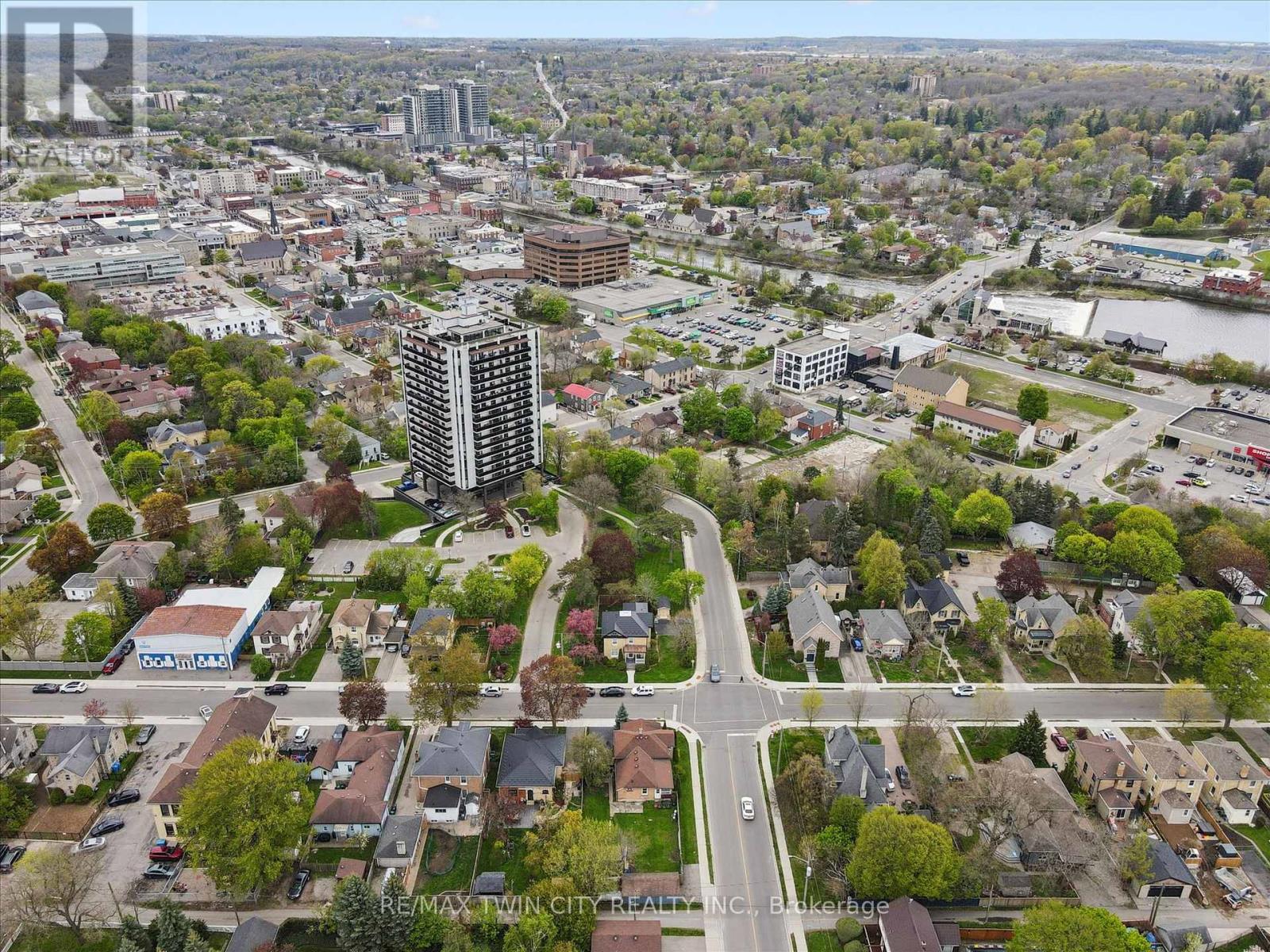 27 ROSEVIEW AVENUE - 44