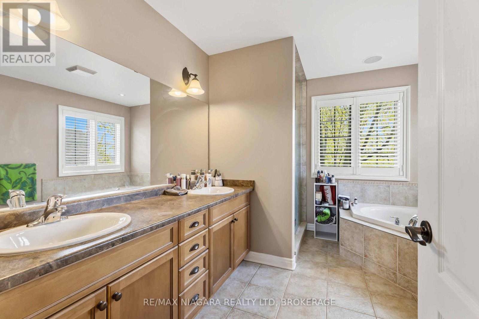 6875 PARKSIDE ROAD - 26