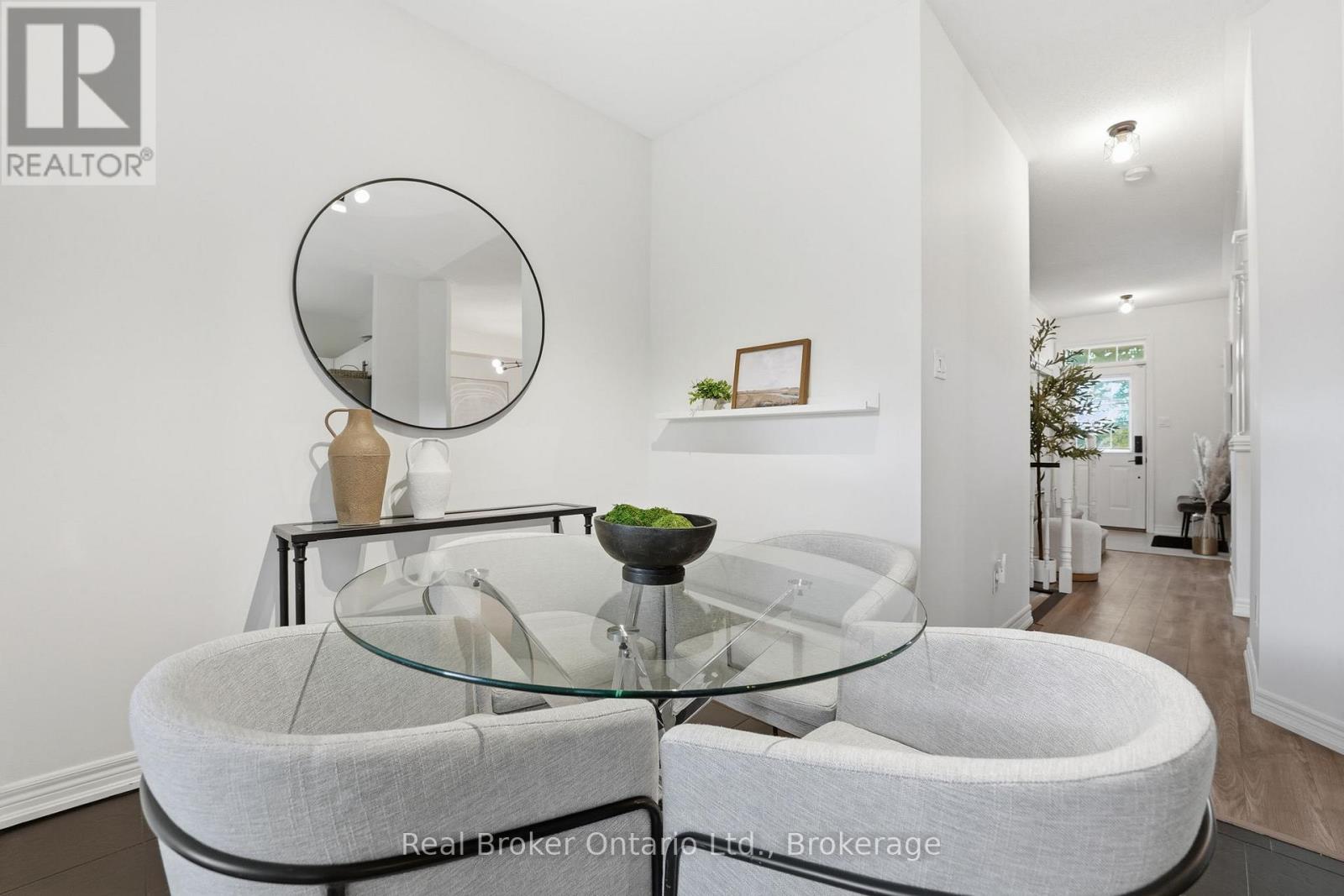 50 EASTHAMPTON ROAD - 18