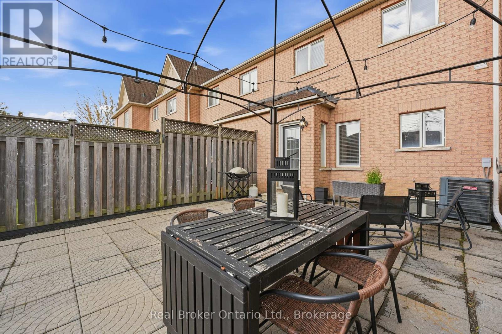 50 EASTHAMPTON ROAD - 36