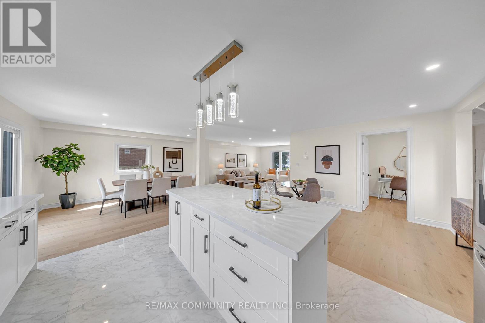 83 KYLA CRESCENT - 15