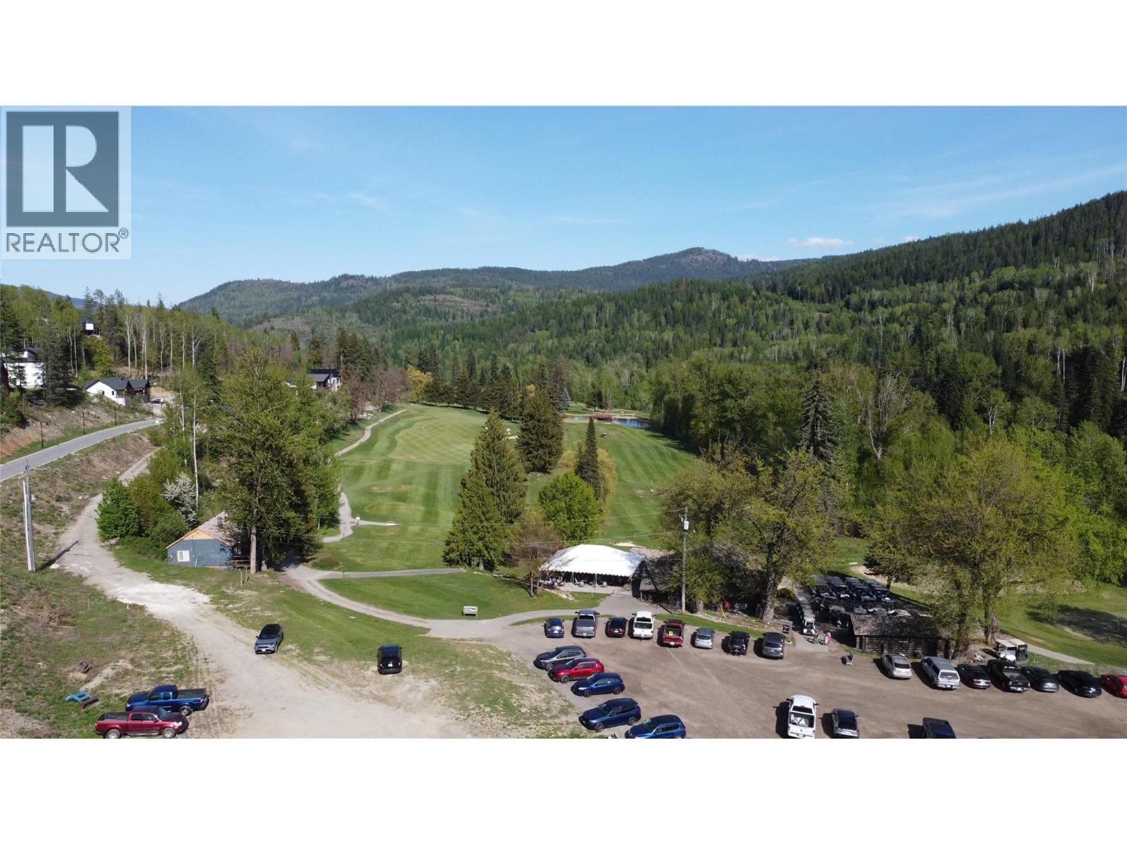 801 WHITE TAIL Drive, Rossland
