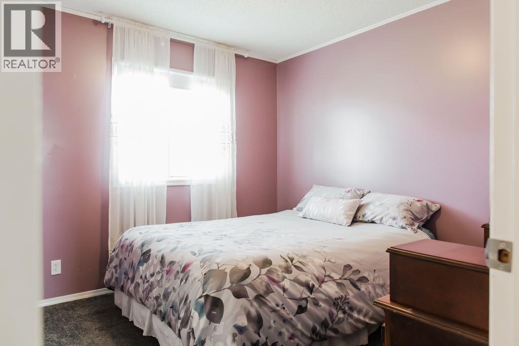 10010 95 Street - 22