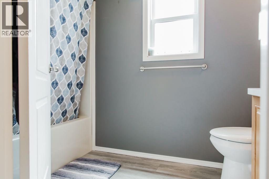 10010 95 Street - 24