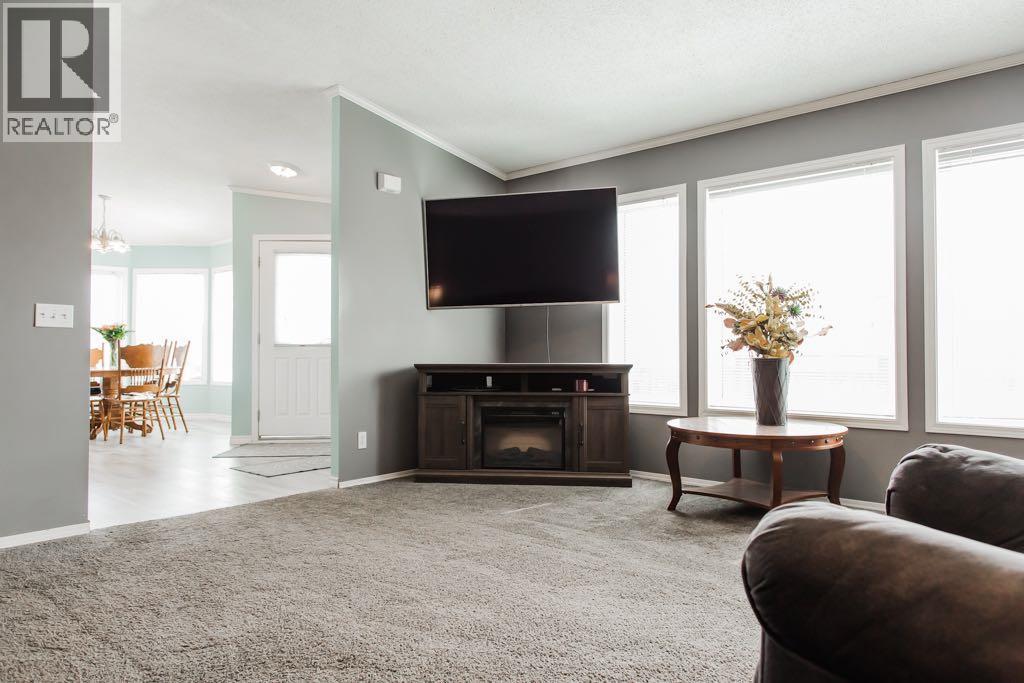 10010 95 Street - 16