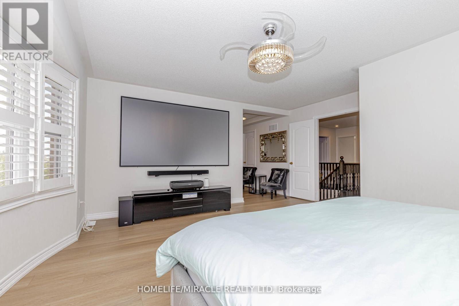 452 NAIRN CIRCLE - 22