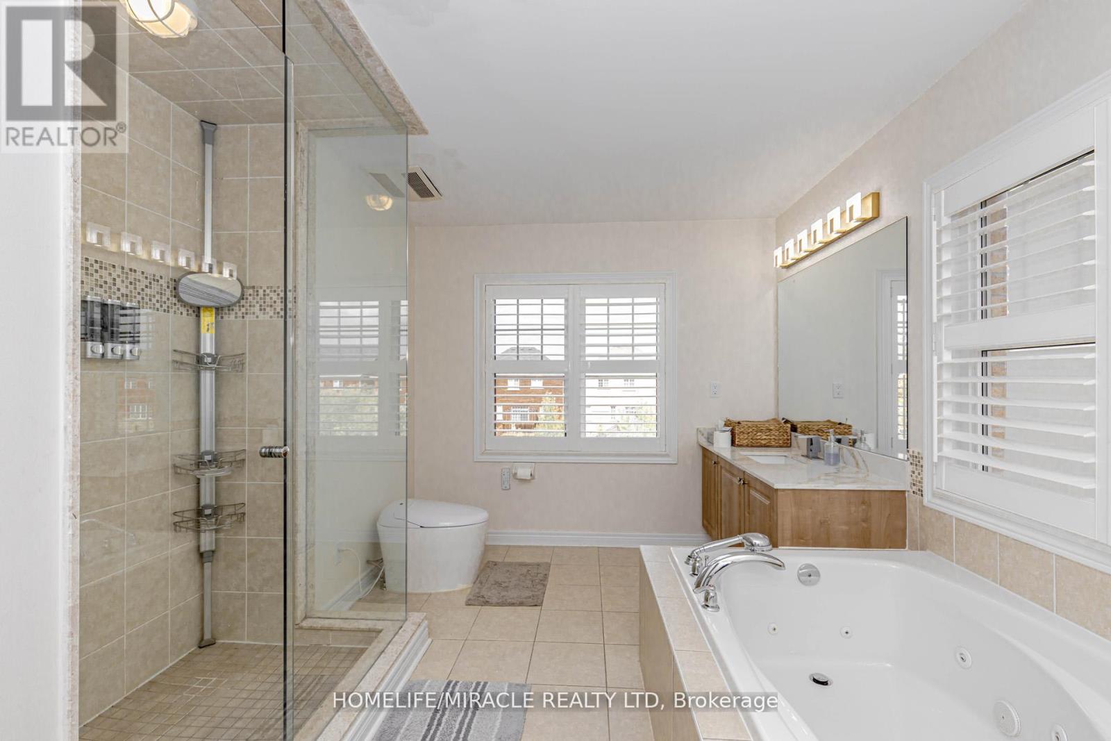 452 NAIRN CIRCLE - 26