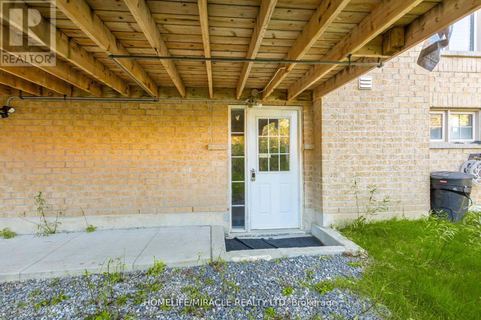 452 NAIRN CIRCLE - 44