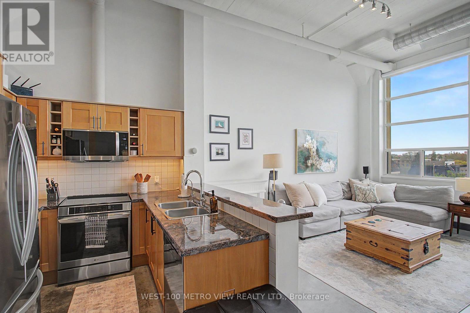 #415 1001 ROSELAWN AVENUE - Image 2