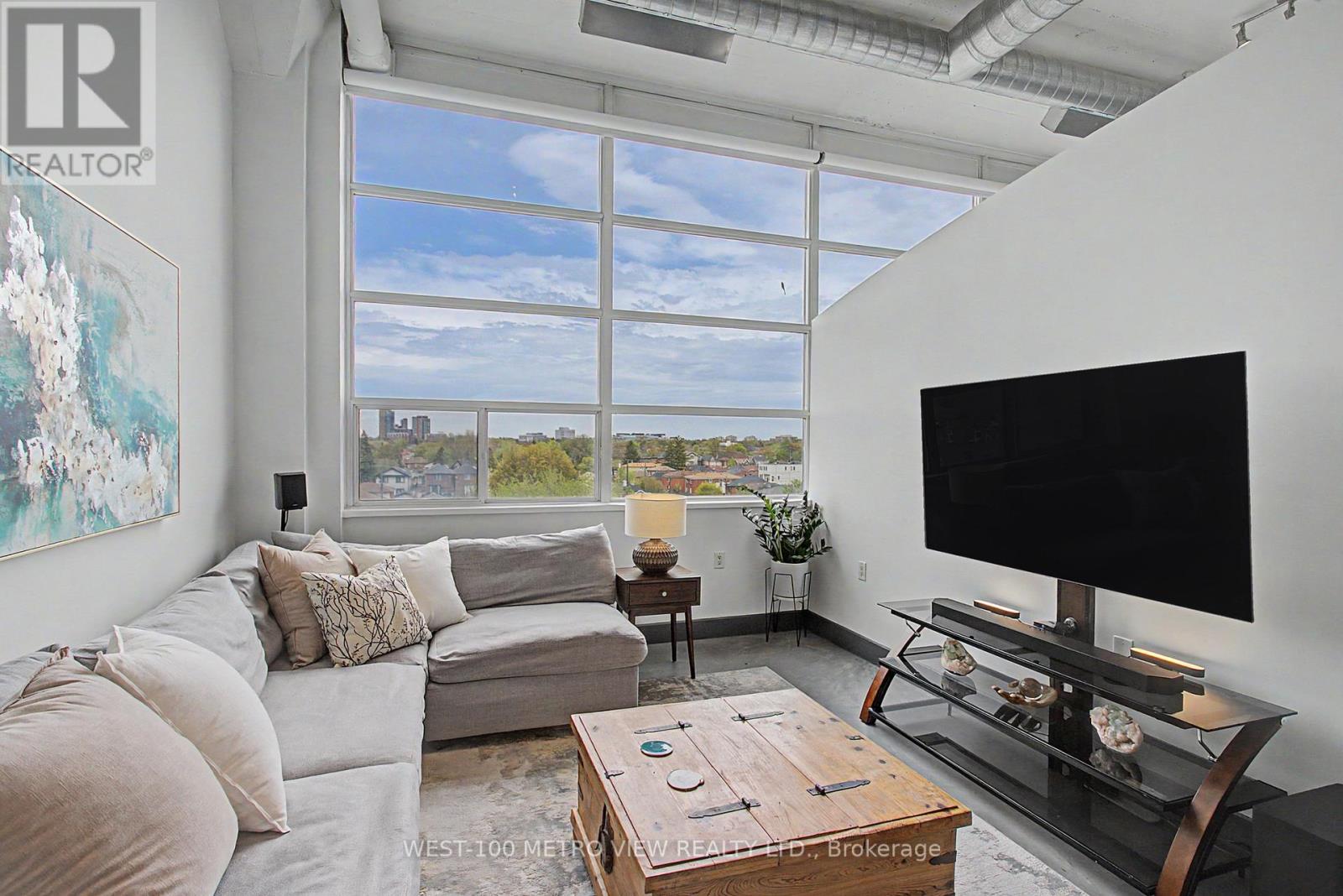 #415 1001 ROSELAWN AVENUE - 8