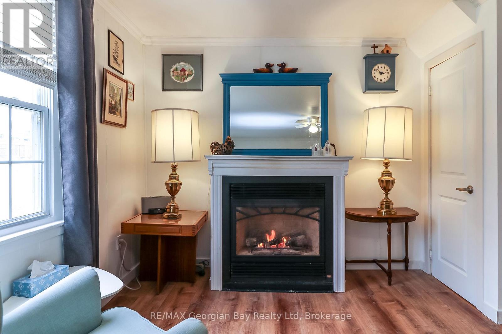 106 WILLIAM STREET - 7