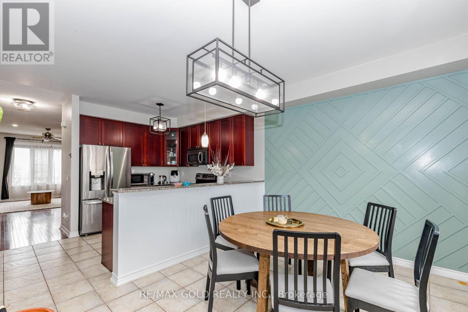 12 CAILIFF STREET - 24