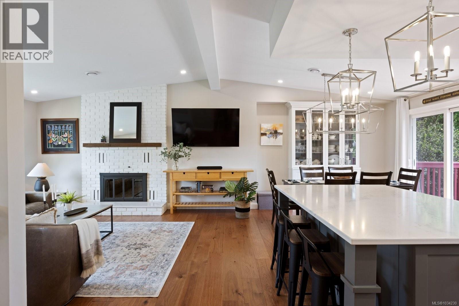2051 Northbrook Dr - 6