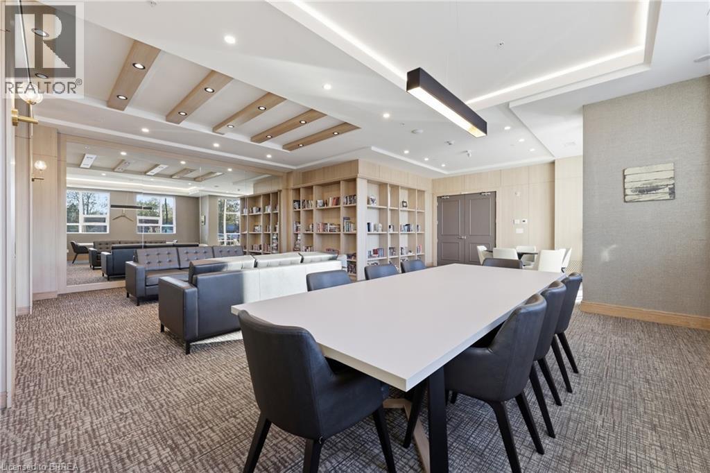 #313 34 NORMAN Street - 28