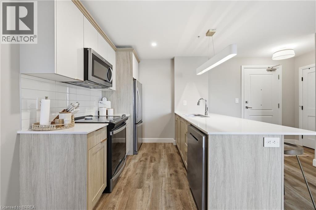 #313 34 NORMAN Street - 14