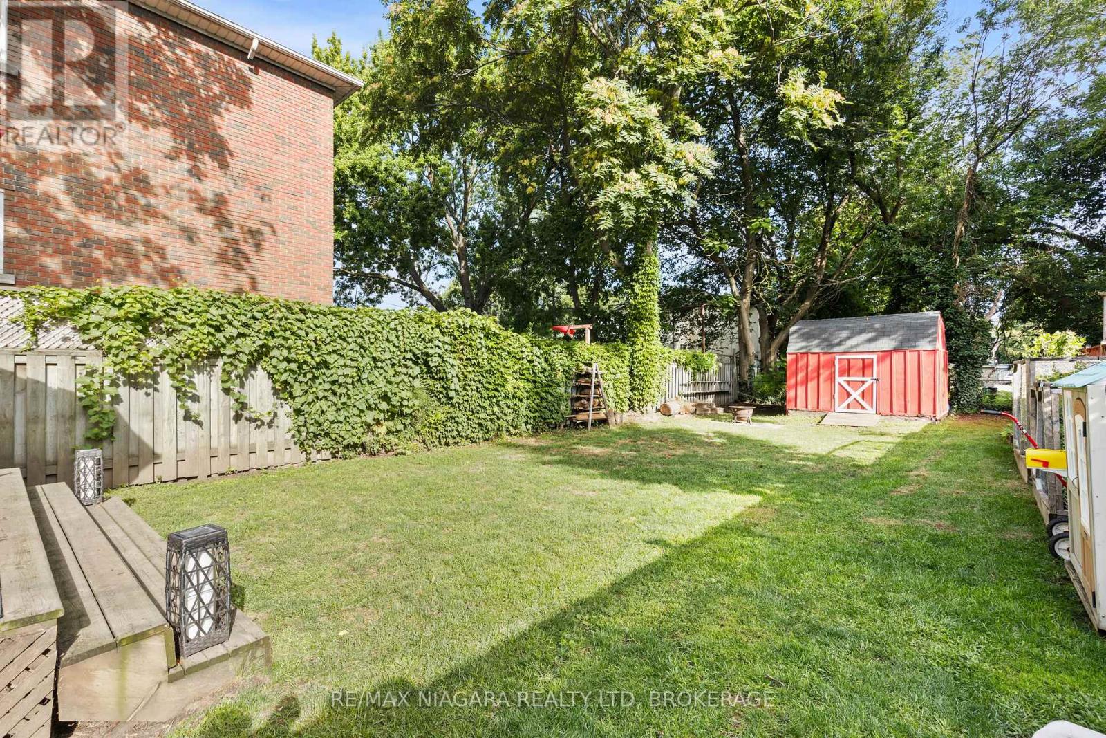 85 MAPLE STREET - 26