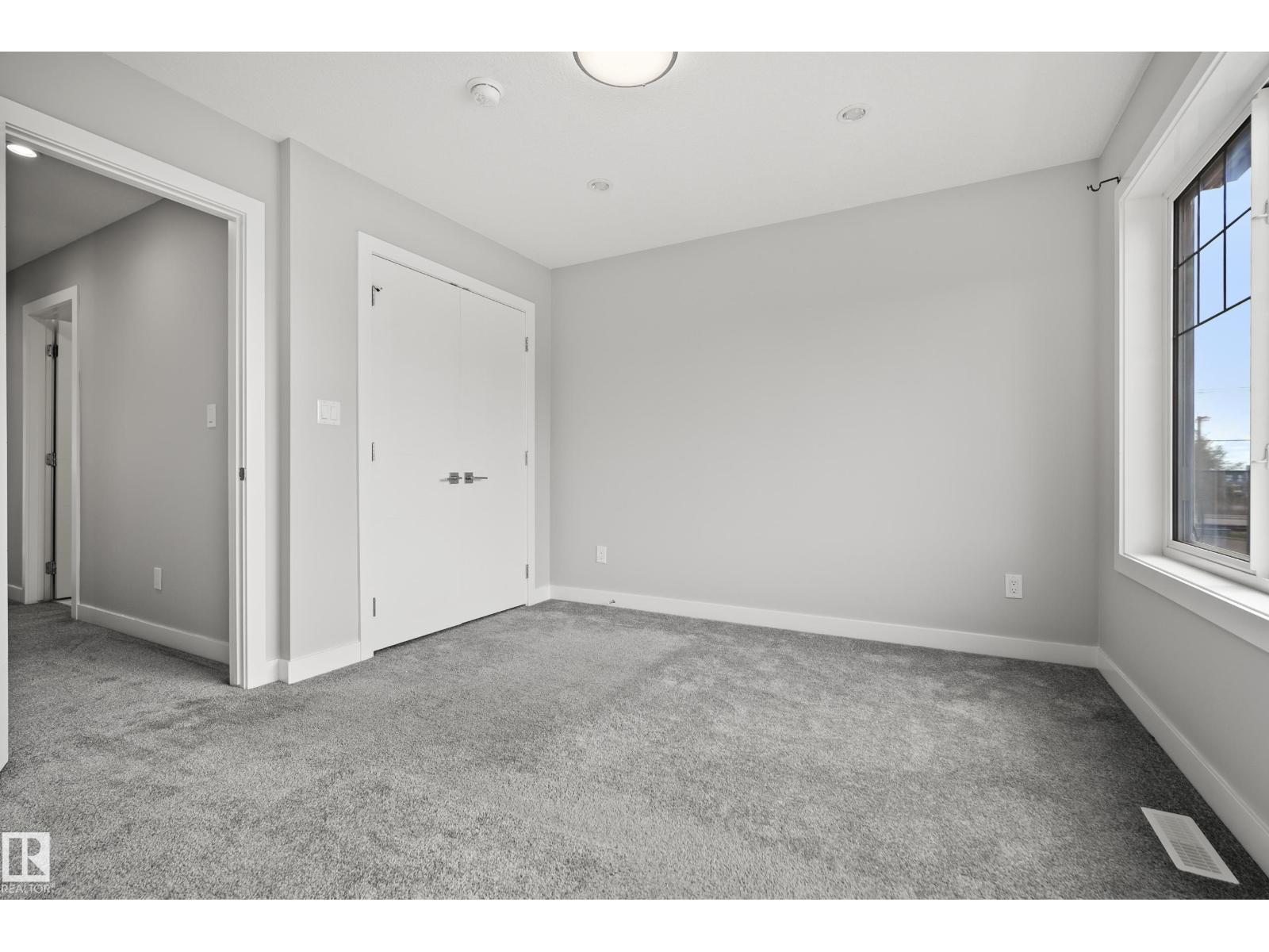 12104 120 AV NW, Edmonton