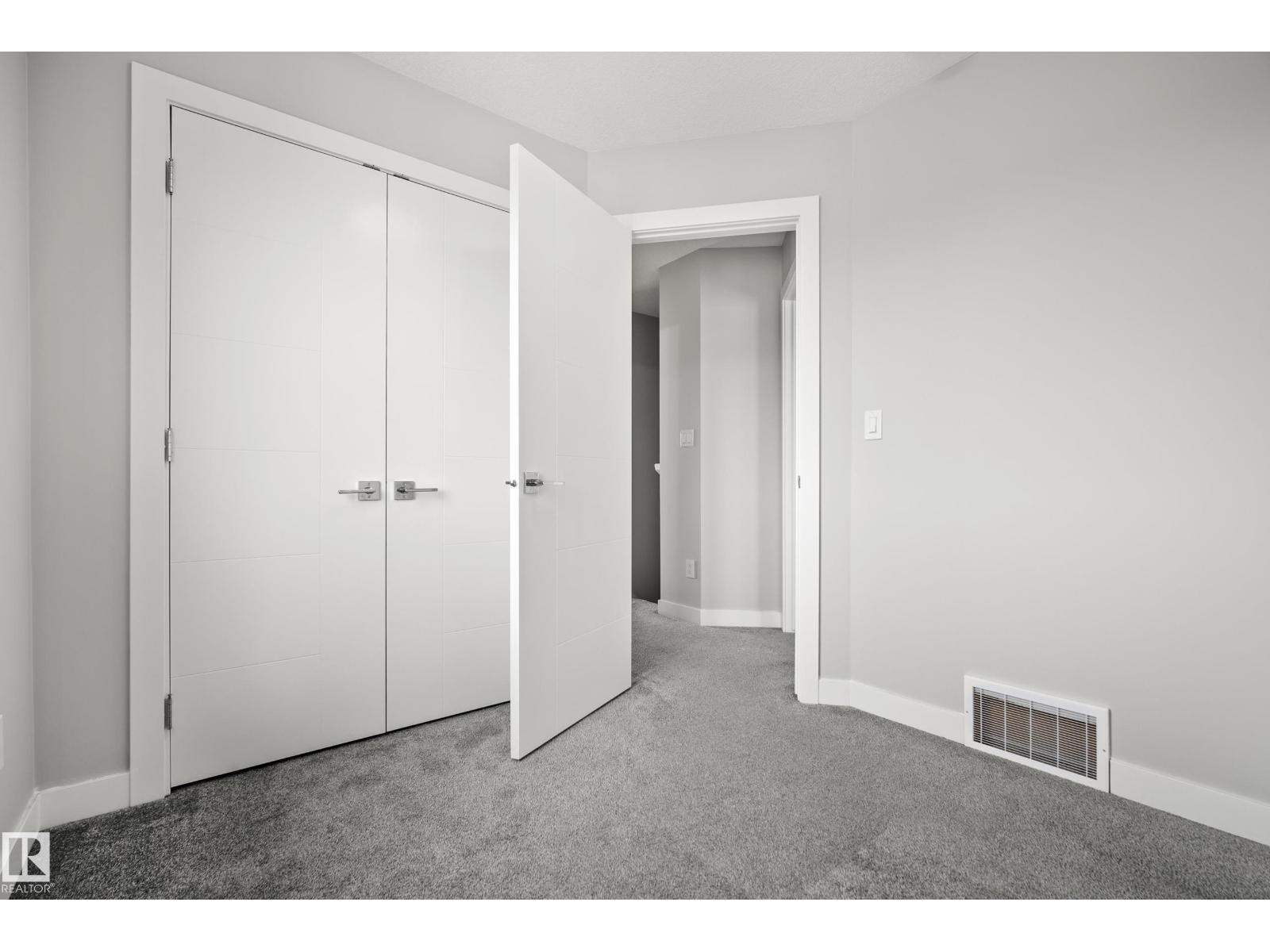 12104 120 AV NW, Edmonton