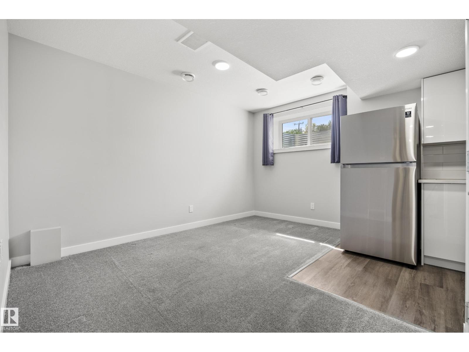 12104 120 AV NW, Edmonton