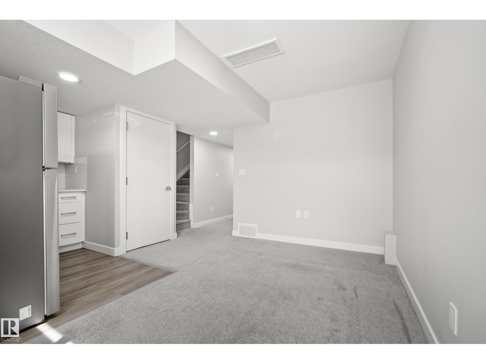 12104 120 AV NW, Edmonton
