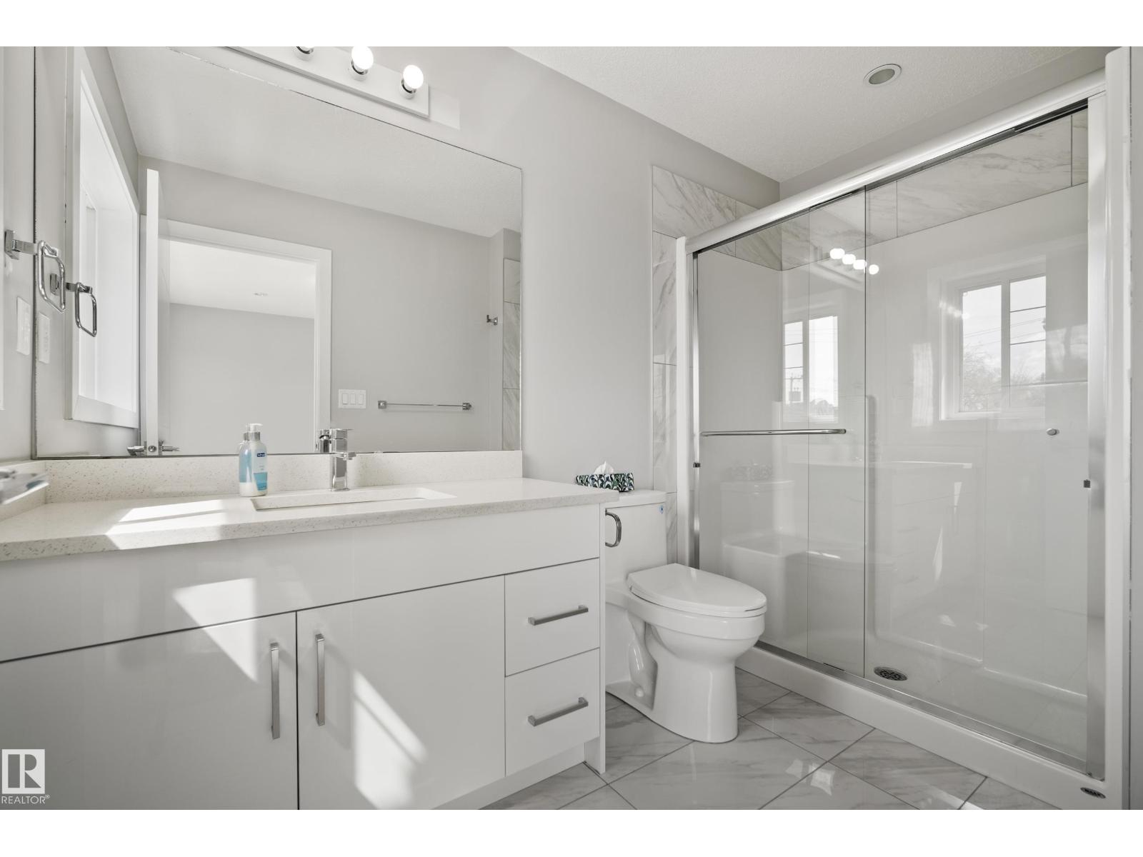 12104 120 AV NW, Edmonton