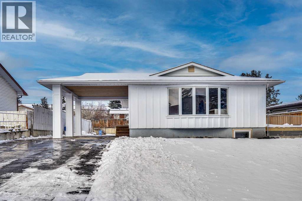 908 Stonehaven Road SW - Image 2