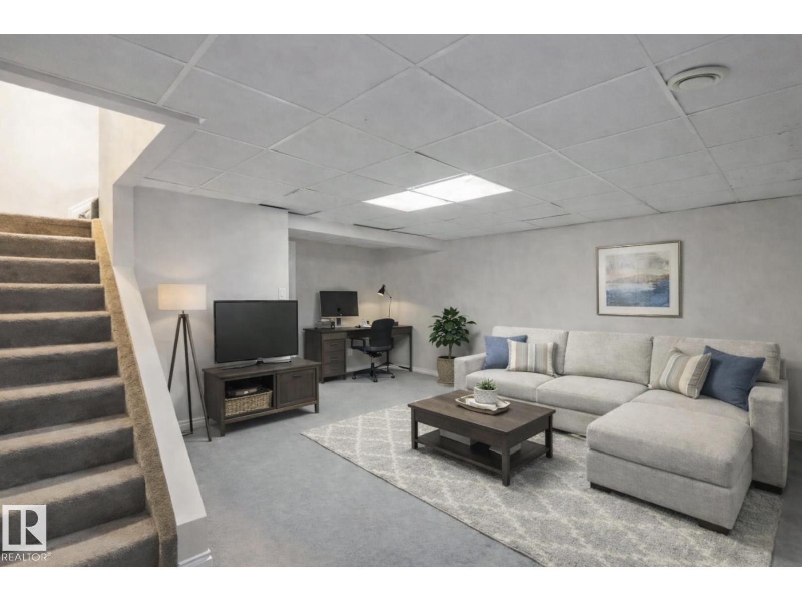 #8 14511 52 Street NW - 36