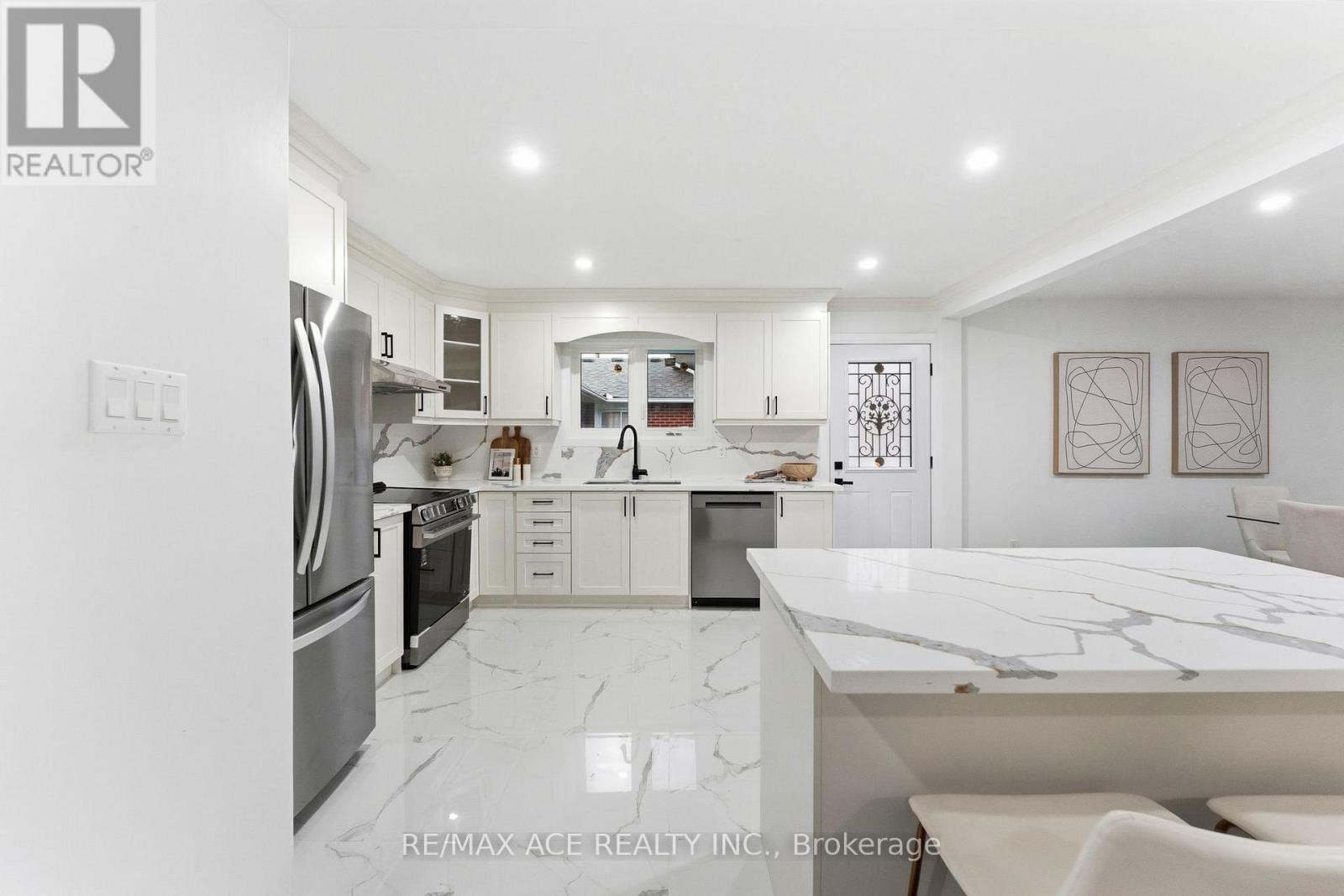 399 LAWSON ROAD - 12