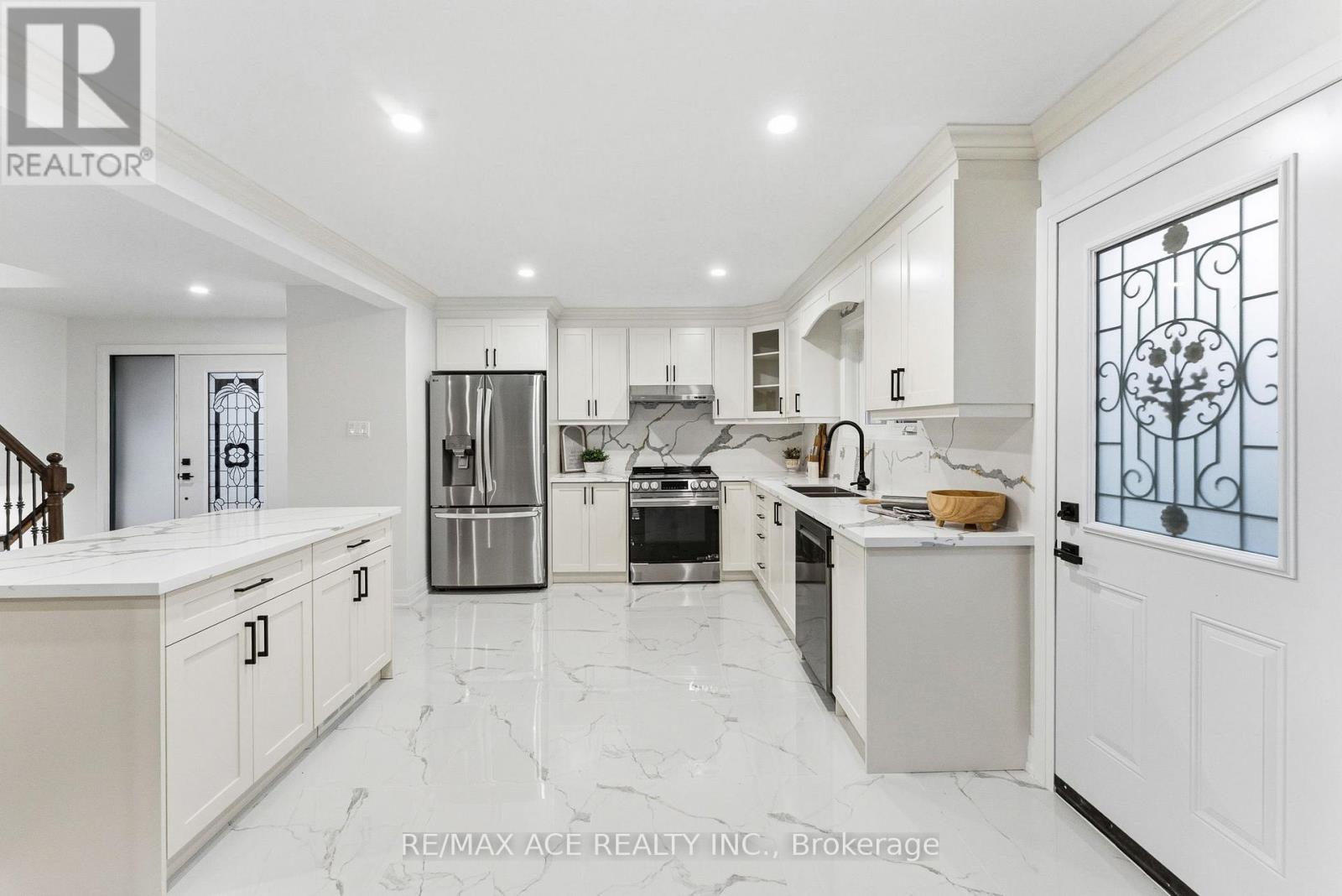 399 LAWSON ROAD - 13