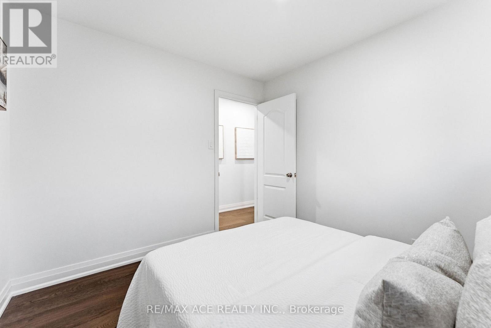 399 LAWSON ROAD - 20