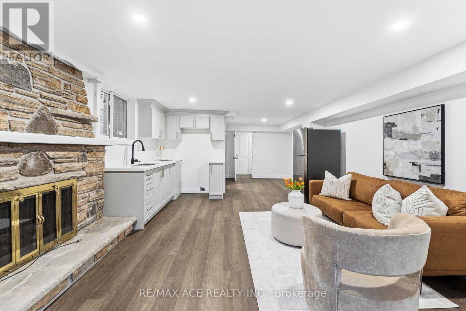 399 LAWSON ROAD - 30