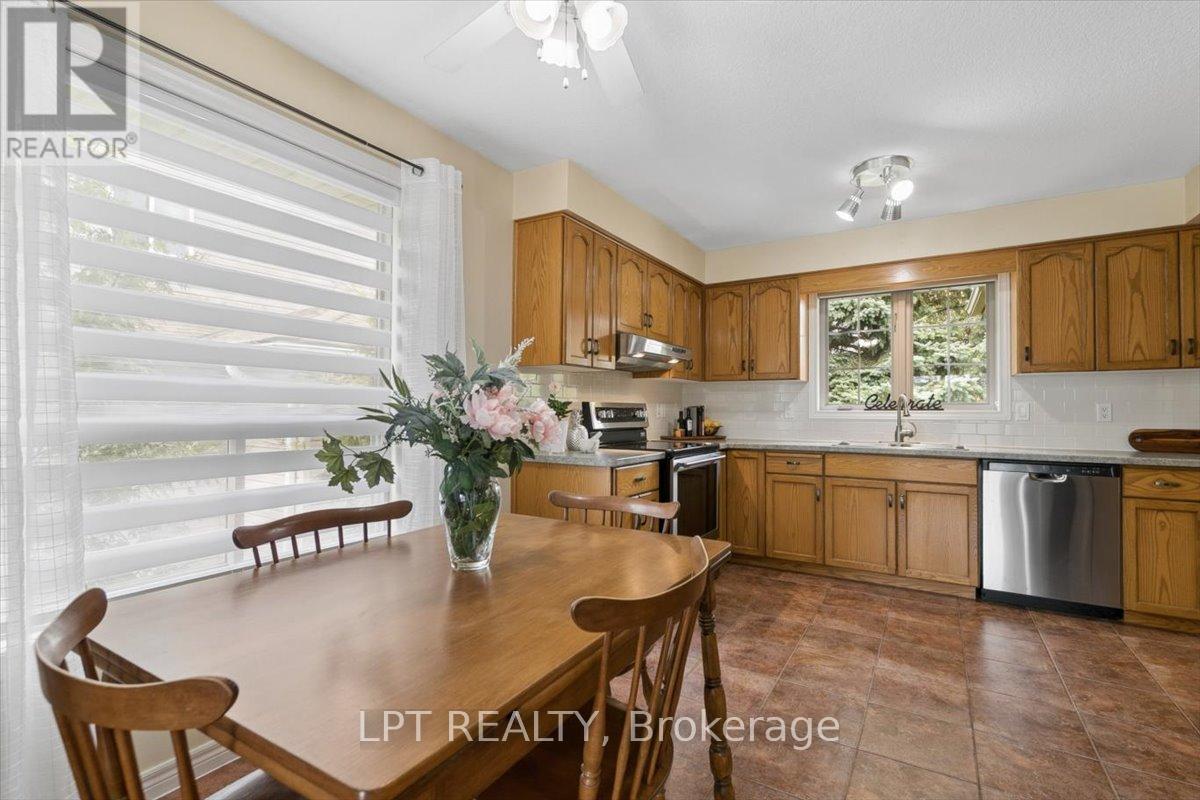 315 COLBORNE STREET - 13