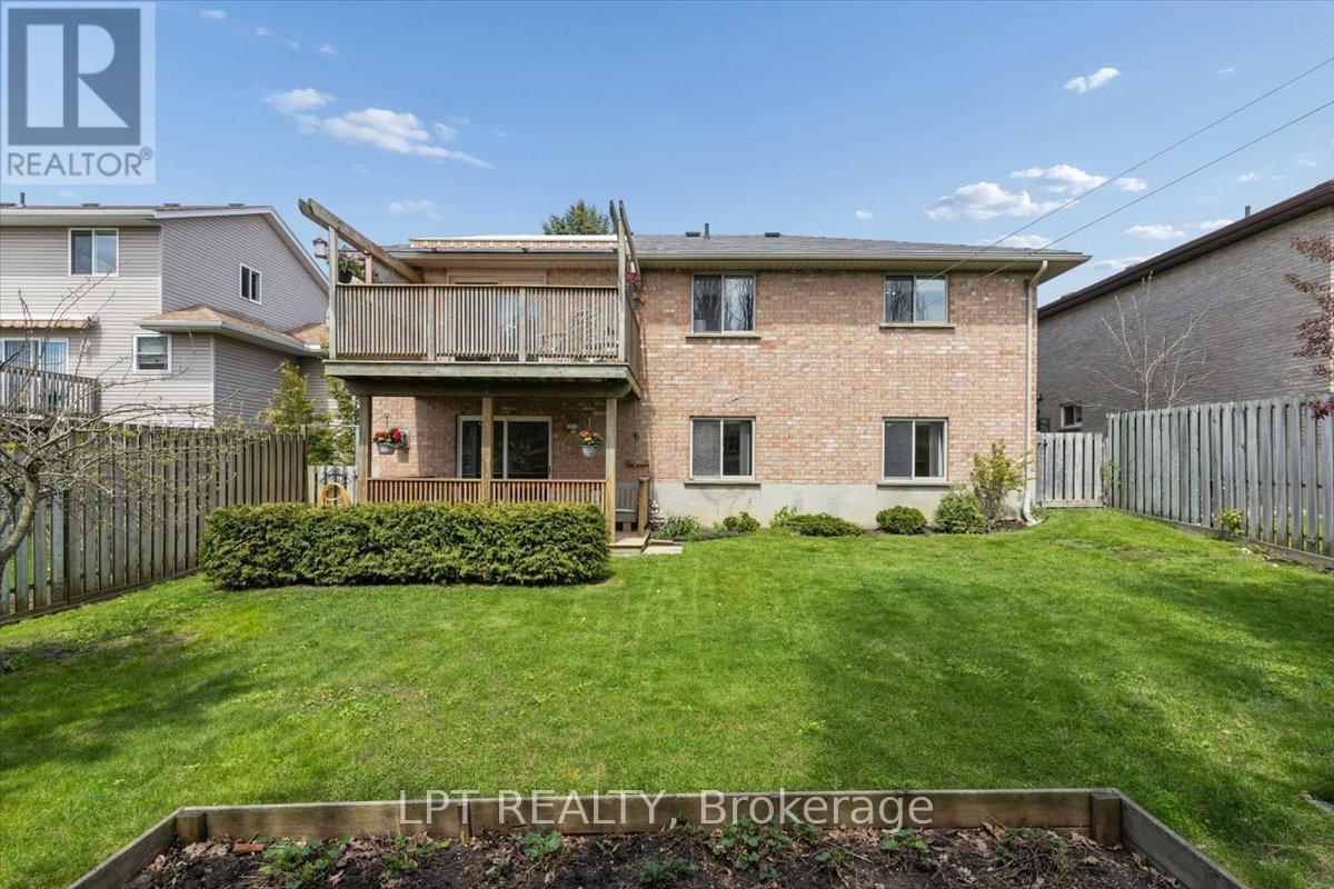 315 COLBORNE STREET - 40