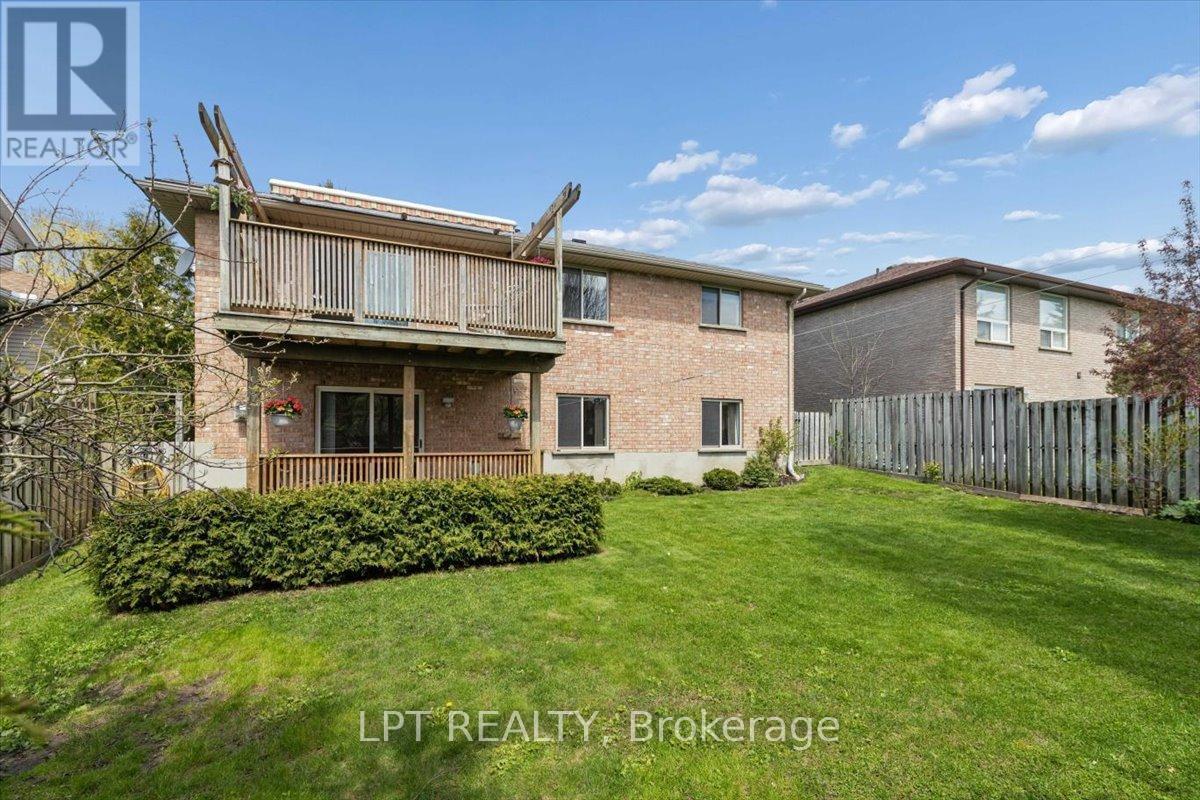 315 COLBORNE STREET - 41