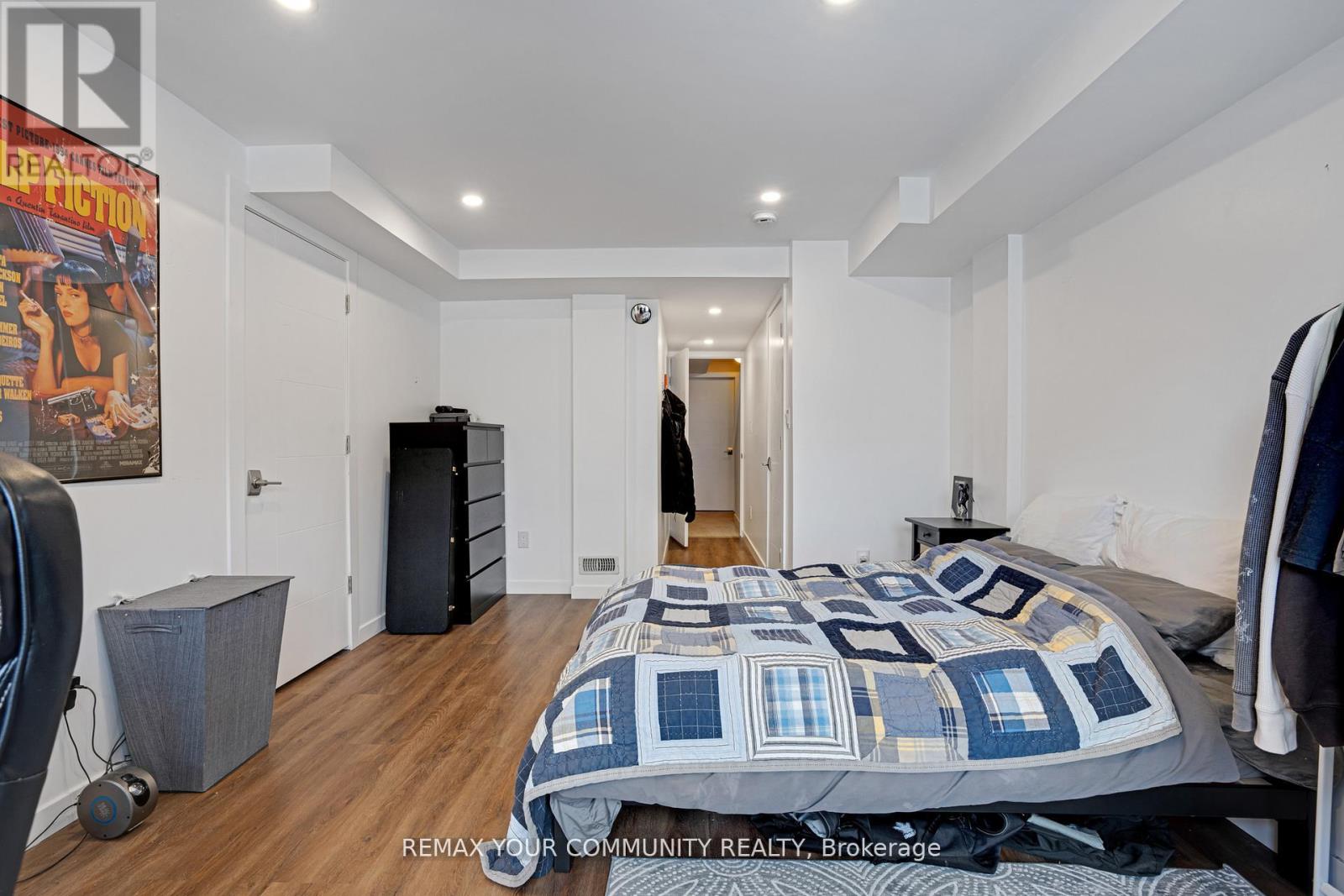 #63 60 ARKELL ROAD - 34
