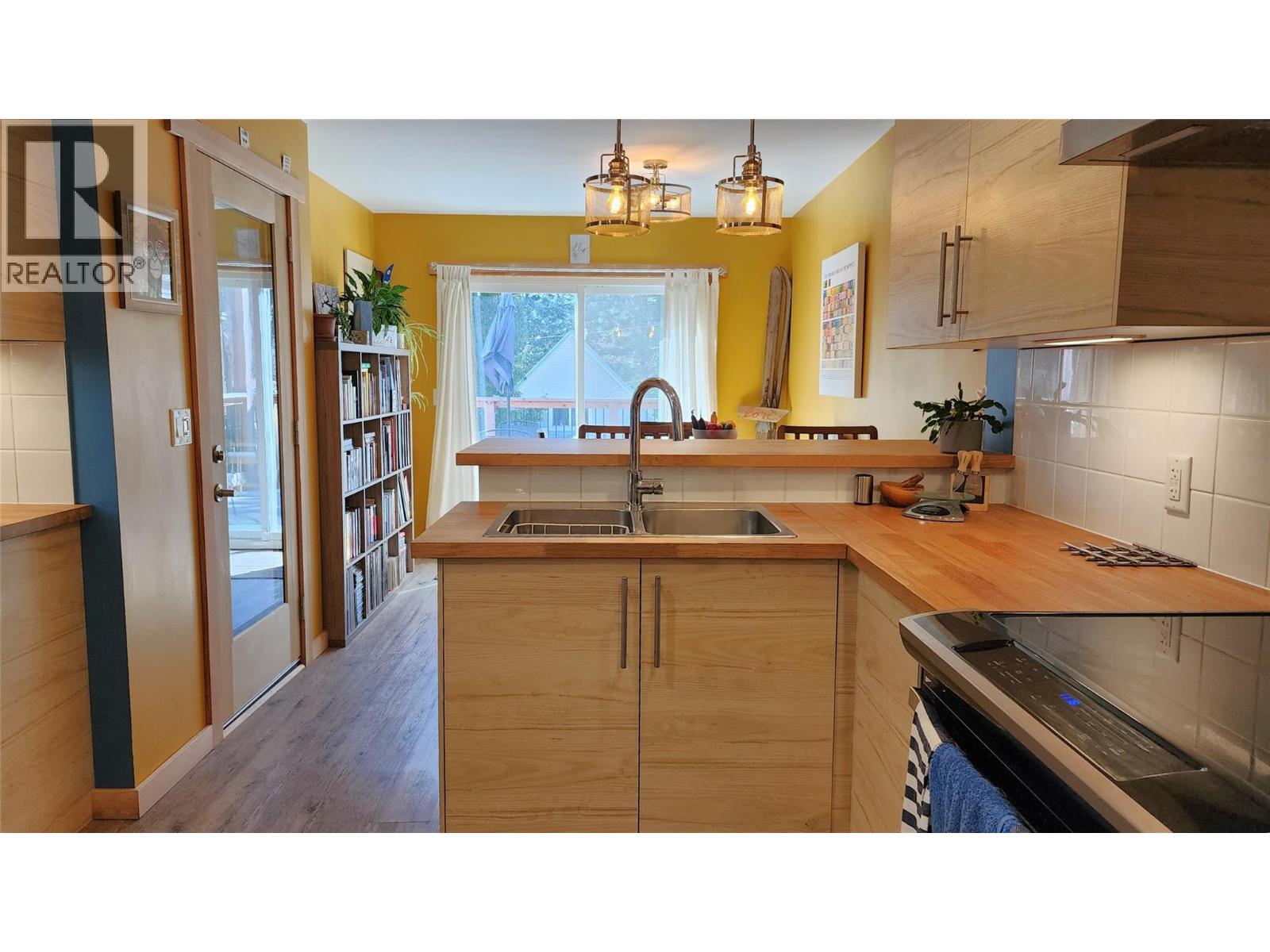 1675 LeRoi Avenue, Rossland